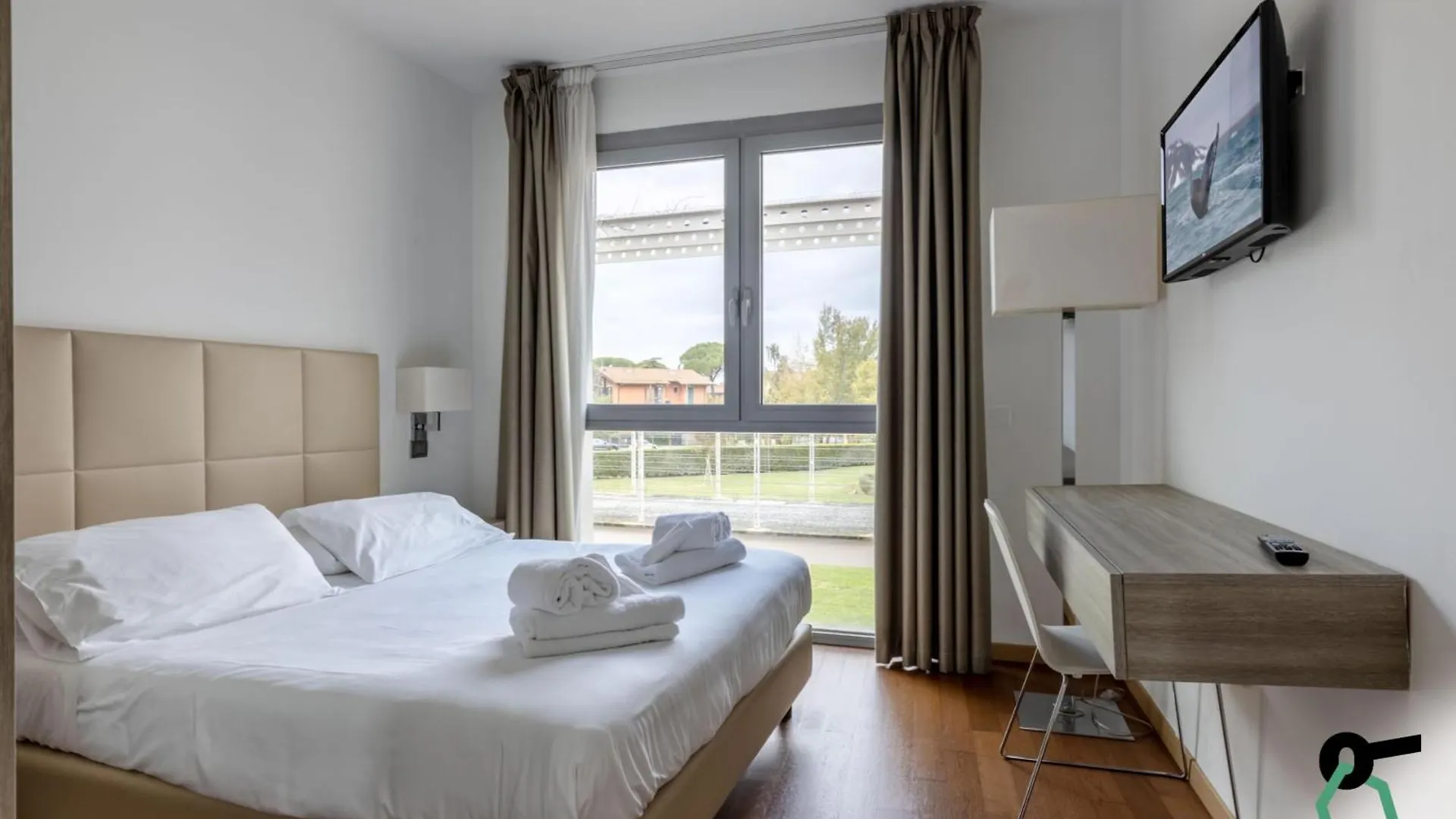 ***** Hotel Hotiday Room Collection - Pise Italie